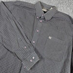 Cinch Mens XL Long Sleeve Button Down Shirt Geometric Print Pink Button XL